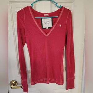A&F long sleeve v neck